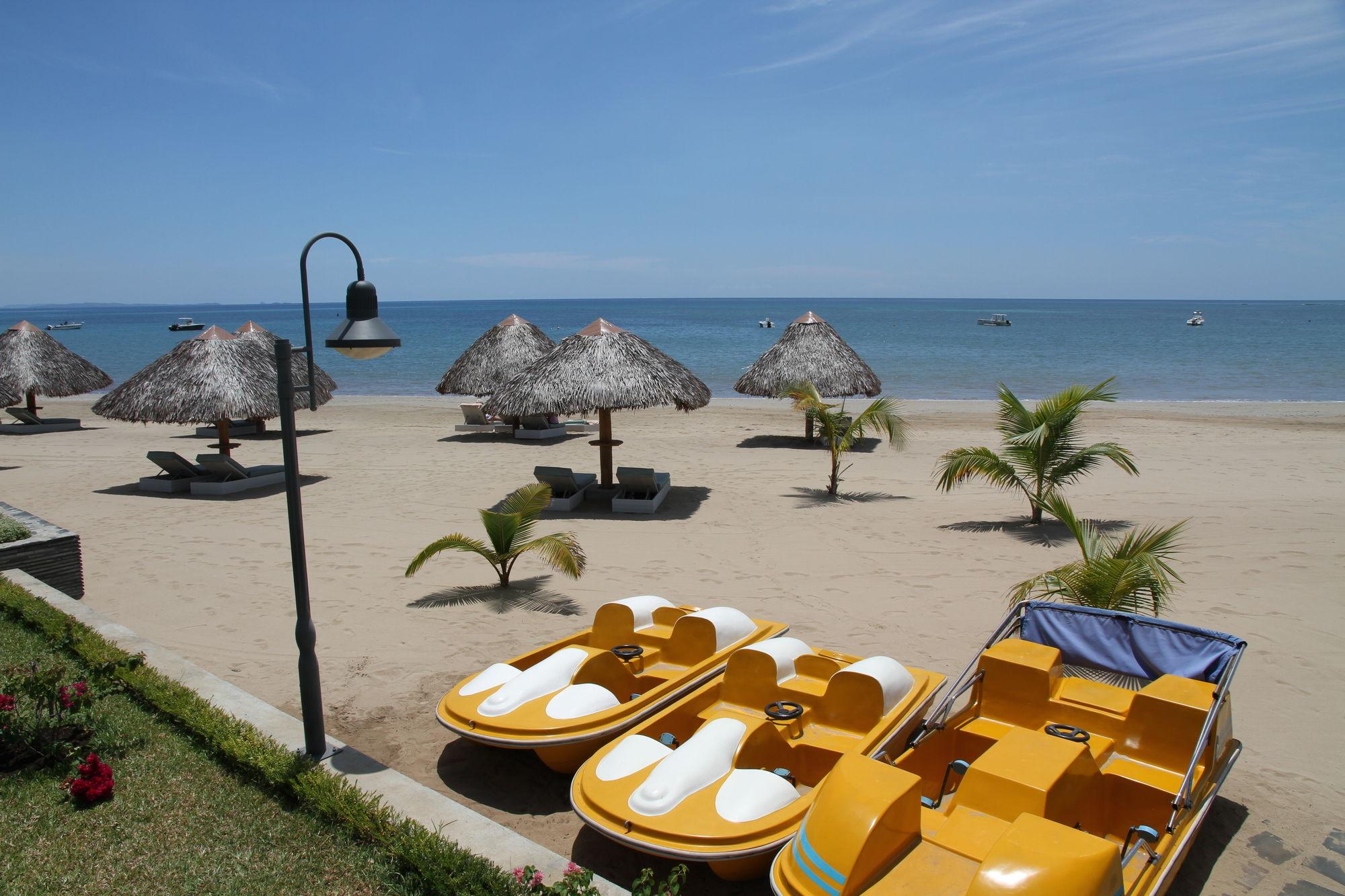 Palm Beach Resort & Spa Ambondrona  Esterno foto
