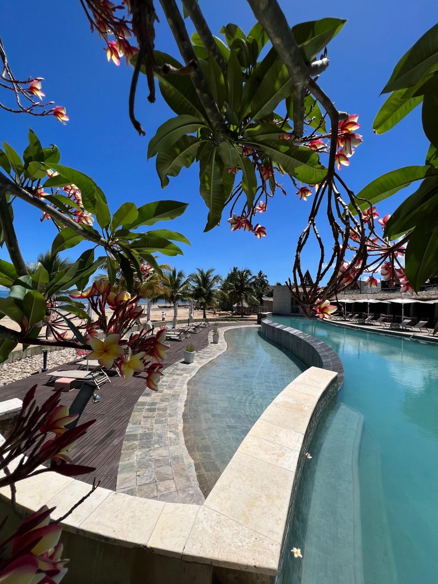 Palm Beach Resort & Spa Ambondrona  Esterno foto