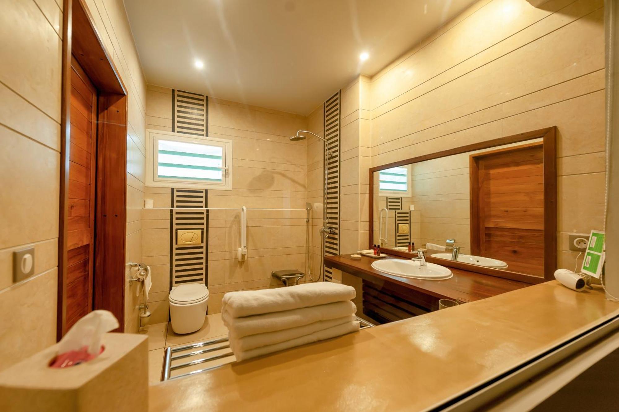 Palm Beach Resort & Spa Ambondrona  Esterno foto